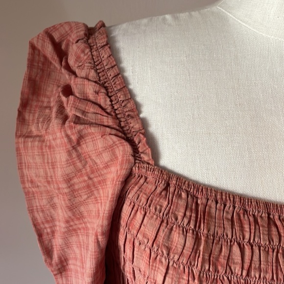 Vero Moda smocked / cinched stretchy on off shoulder top long sleeve rust XL - Picture 3 of 12